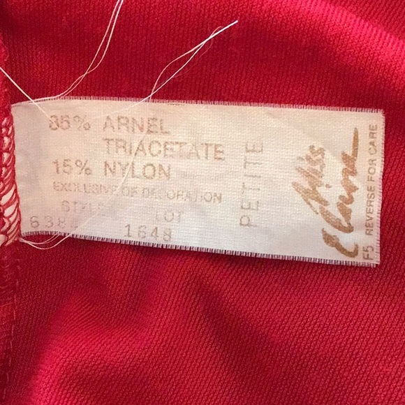 Vintage Red Robe🔥 - Picture 9 of 9